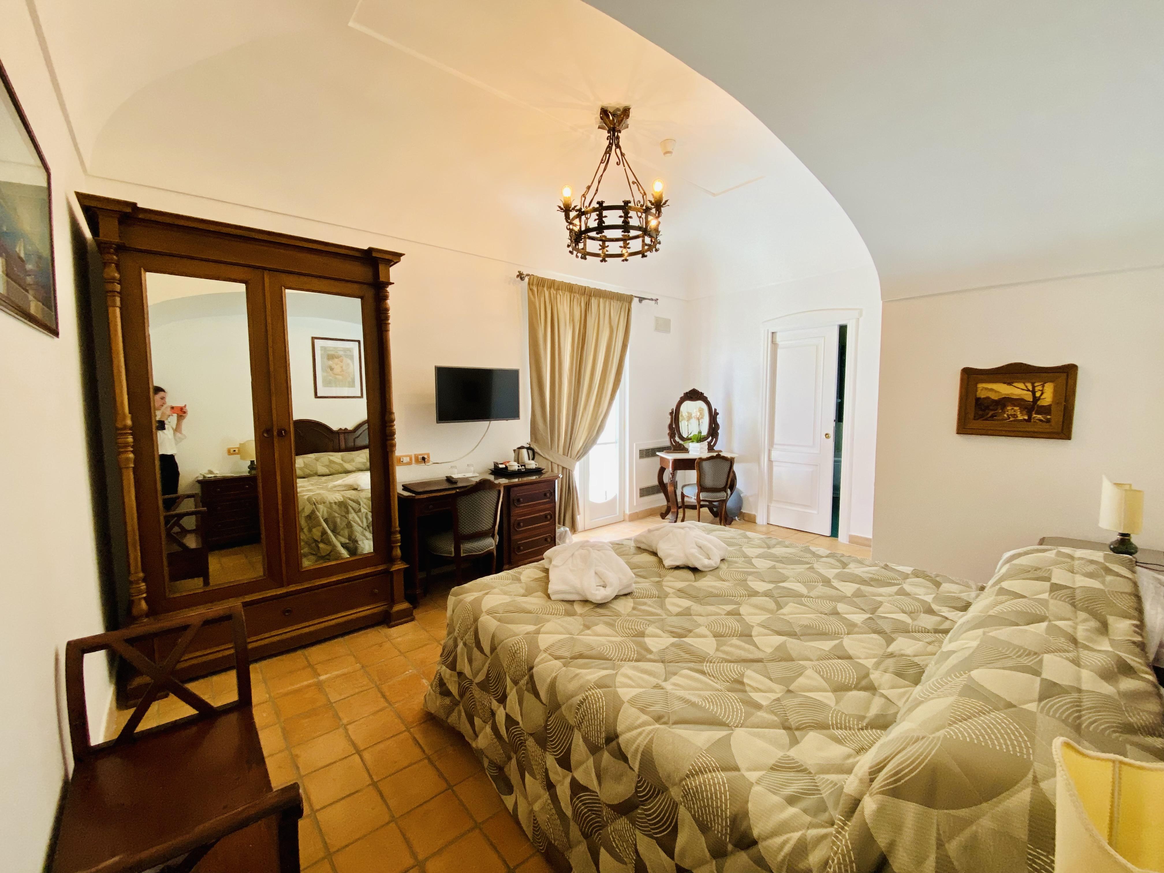 Oasi Olimpia Relais Hotel Sant'Agata sui due Golfi Eksteriør billede