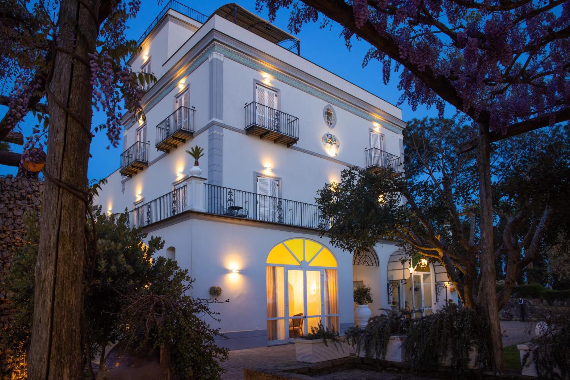 Oasi Olimpia Relais Hotel Sant'Agata sui due Golfi Eksteriør billede