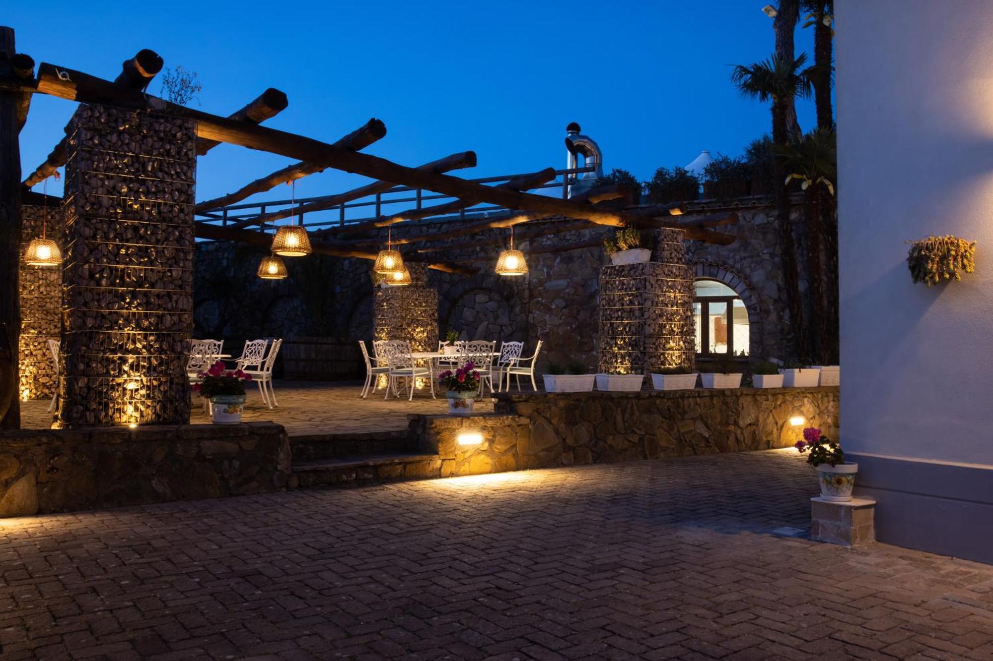 Oasi Olimpia Relais Hotel Sant'Agata sui due Golfi Eksteriør billede